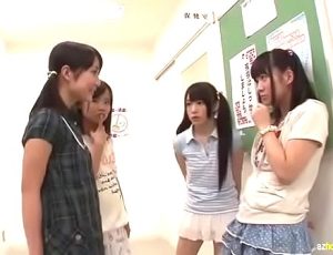 メスガキJS×悪戯｜アウロリ小学生に『おちんちん見せてよー！』と詰め寄られた教育実習生が・・・｜加賀美シュナ,小西まりえ,篠宮ゆり,有本紗世