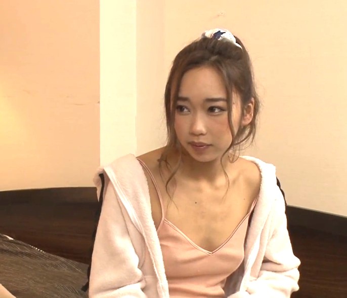 藤咲ななお｜家出少女×種付けNTR淫行｜彼氏とケンカして家出してきた貧乳彼女。自宅に連れ込んで中出しSEX