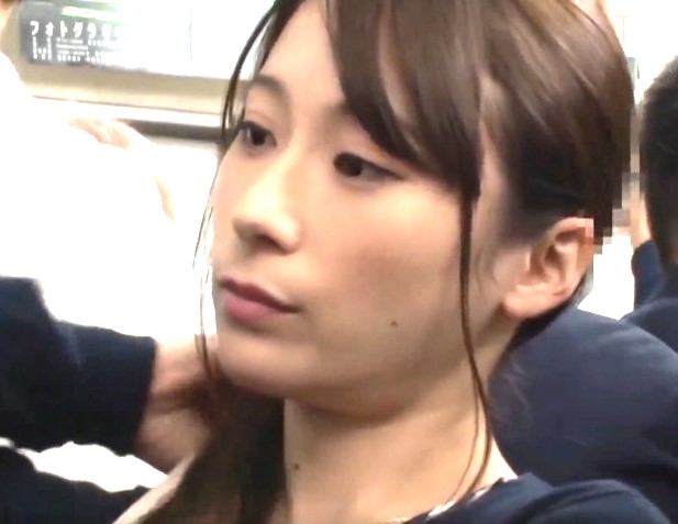 橋本れいか｜車内暴行｜痴漢集団にやりたい放題に犯され餌食になる美人OL